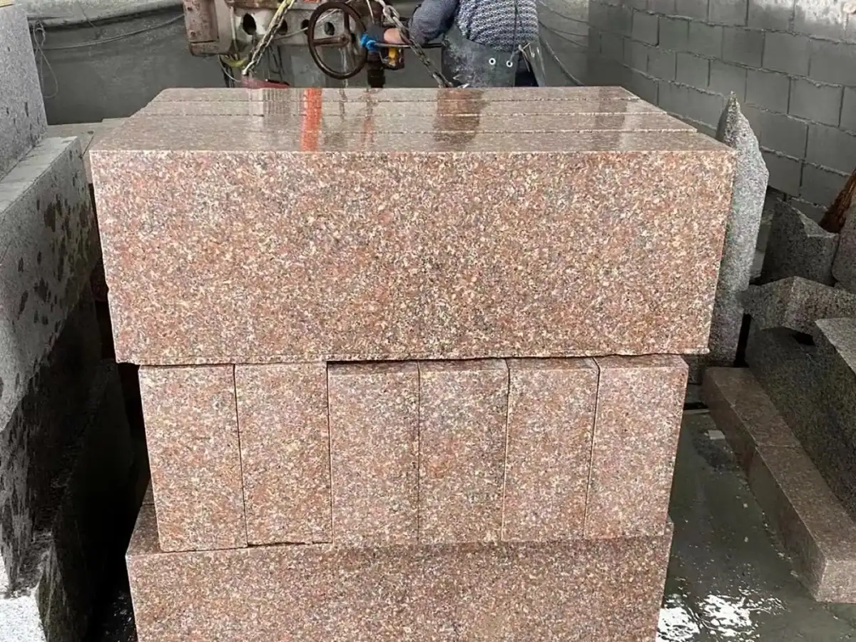Granite Kerbstone — image reference 8