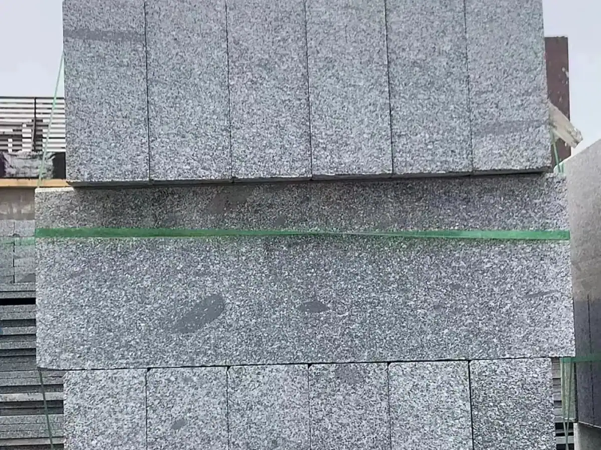 Granite Kerbstone — image reference 11