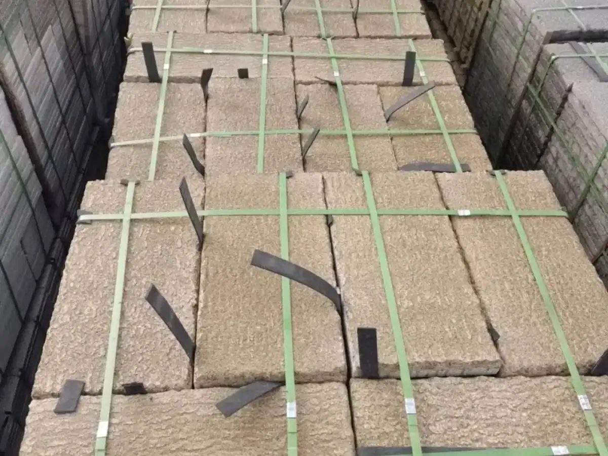 Yellow Granite for Engineering Projects — image reference 4